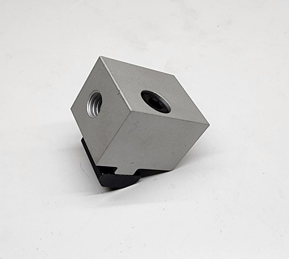 15AC8705 - 15 Series Aluminum Panel Mount Block w/5/16-18 x 3/4" BHSCS